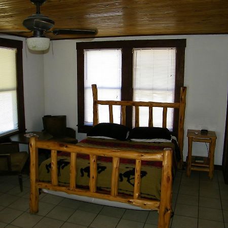 River Front Motel Bandera Extérieur photo